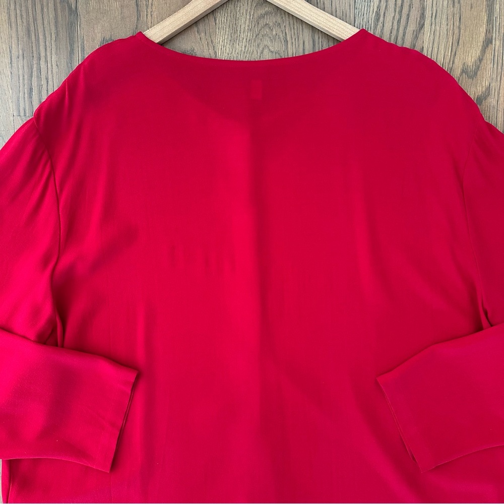 Eileen Fisher Woman Silk Crepe Round Neck Button Front Blouse in Red 2X - Picture 8 of 9